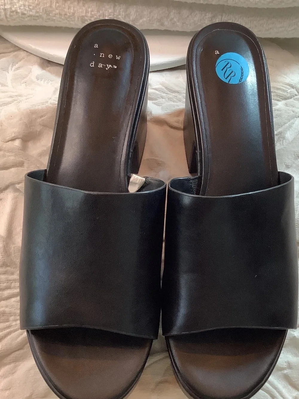 NWOT A New Day black platform Heels sz. 10 slip on